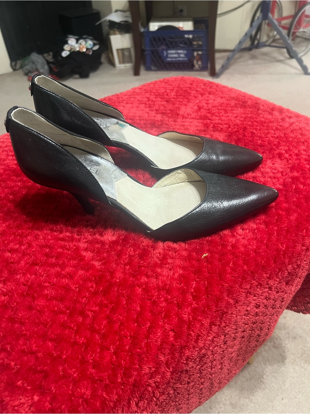 Michael Kors Black Pointed Kitten-Heel Pumps